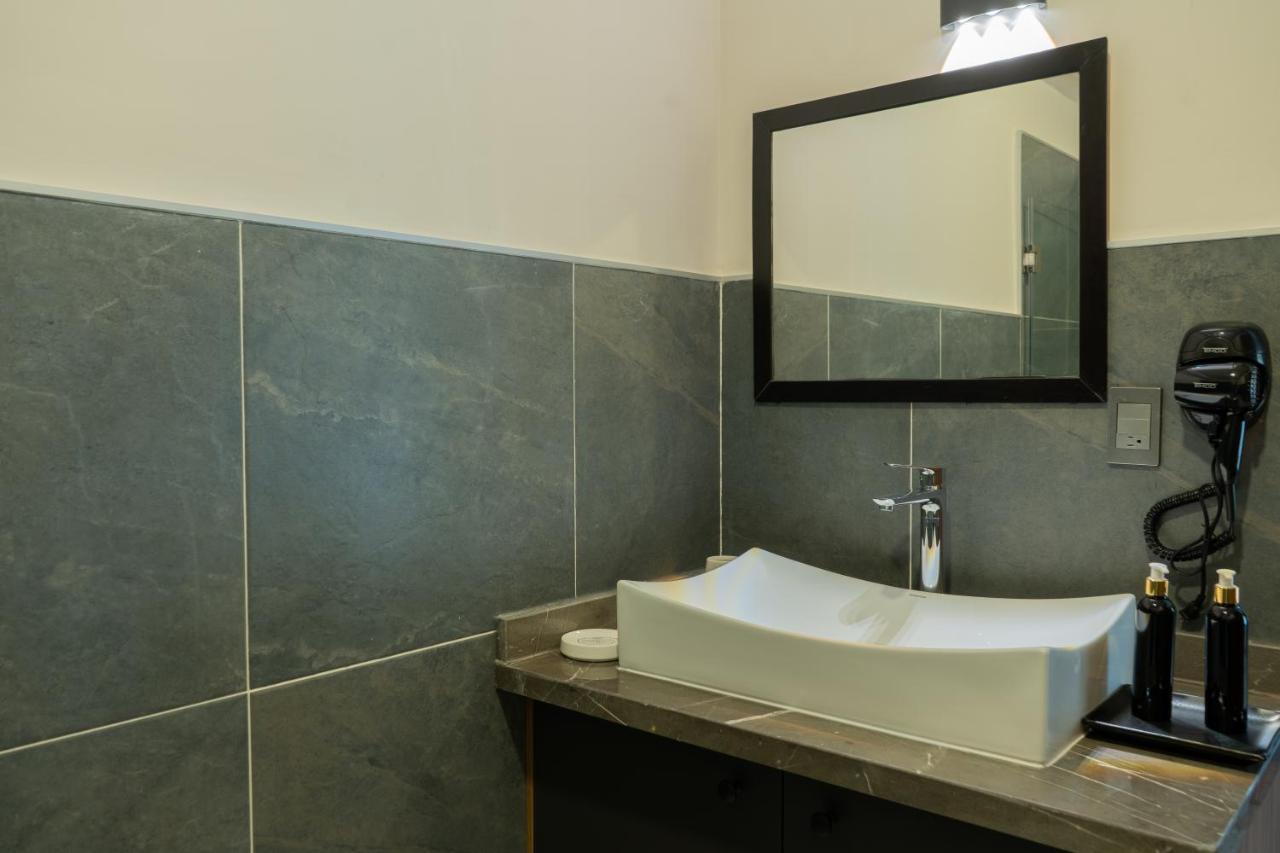 Reforma - Suite 4 De Lujo En Naploes Cama Queen Size Mexico City Exterior photo